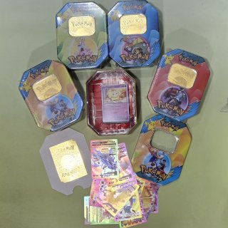 Lata grande carta Pokémon