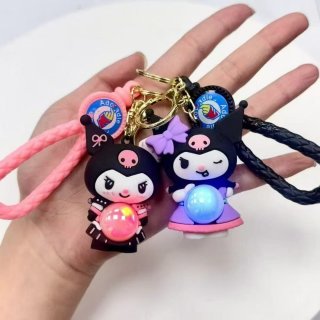 llavero kuromi con luz