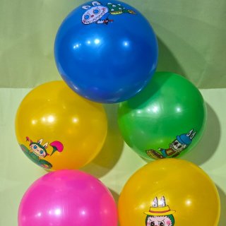 Pelota goma labubu