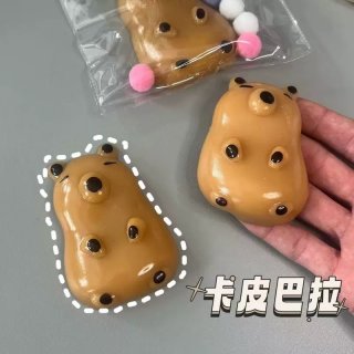 squishy capibara （mochi）